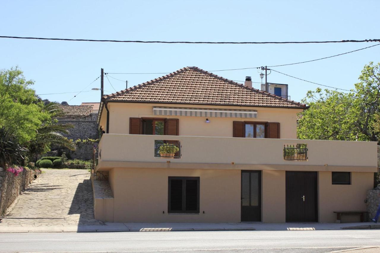 Villa Marica Tkon Esterno foto